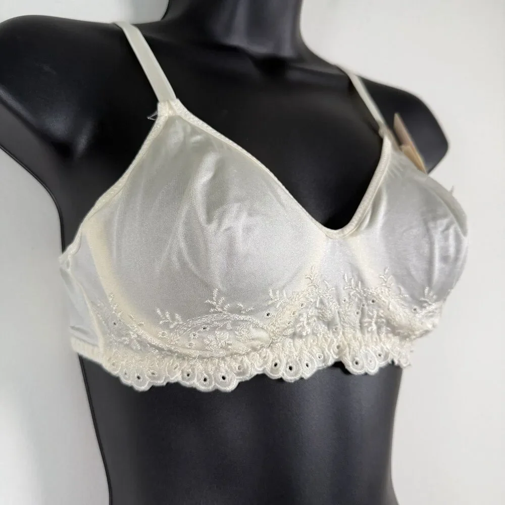Olga New Simply Perfect Satin Nylon UnderWire Bra Women's  33042 Sz 36A Vintage